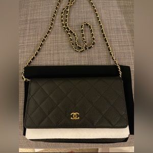 COPY - Chanel Wallet on Chain